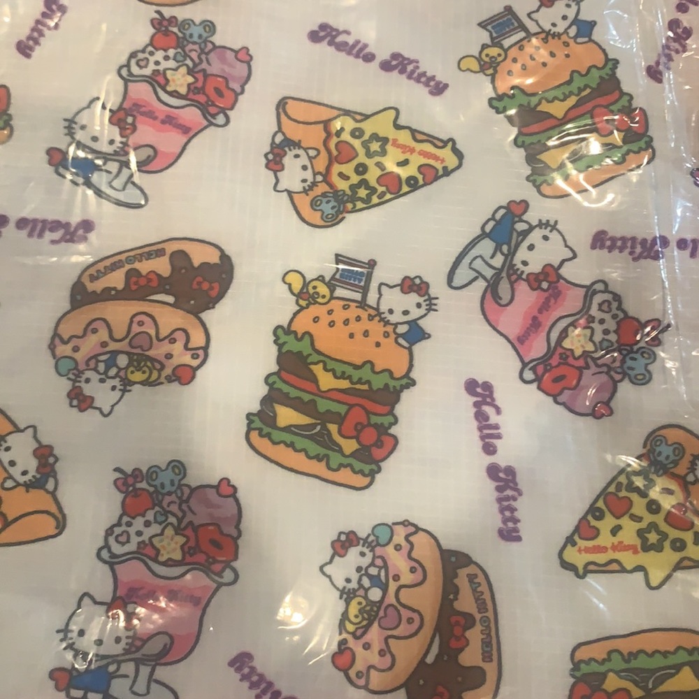 Hello Kitty Draw String Sling bag/Backpack - Picture 4 of 4
